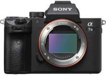 Sony A7 Mark III body (ILCE7M3B)