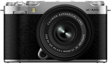 Fujifilm X-M5 + 15-45mm f/3.5-5.6 (Sidabrinis)