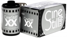 Cinestill fotojuosta bwXX Black&White 135-36 (ISO 250)