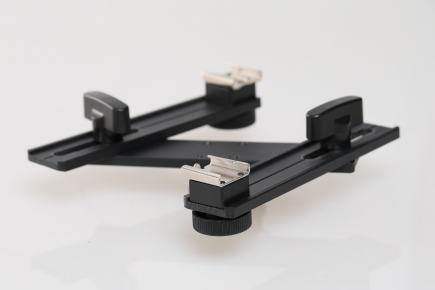 Lankstomas laikiklis dual bracket with 2 flash